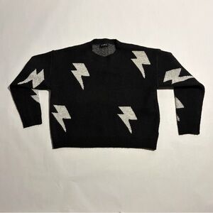 Storia lightening bolt sweater size small